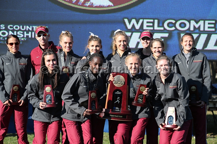 2012NCAA XC-228.JPG - 2012 NCAA D1 Cross Country Championships, November 17, 2012, held in Louisville, KY.
